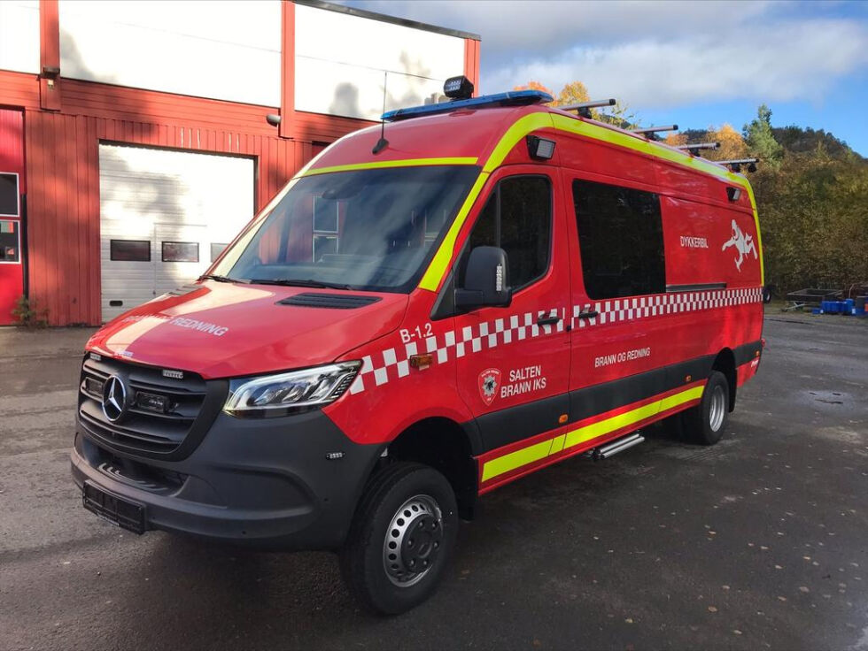 NY BIL. Salten Brann IKS har anskaffet ny utrykningsbil til redningsdykkertjenesten. Bilen leveres til selskapet 21. desember.