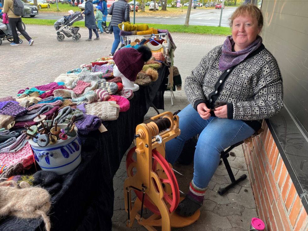 Janicke Lekang i Saltdal husflidslag.
 Foto: Eva S. Winther