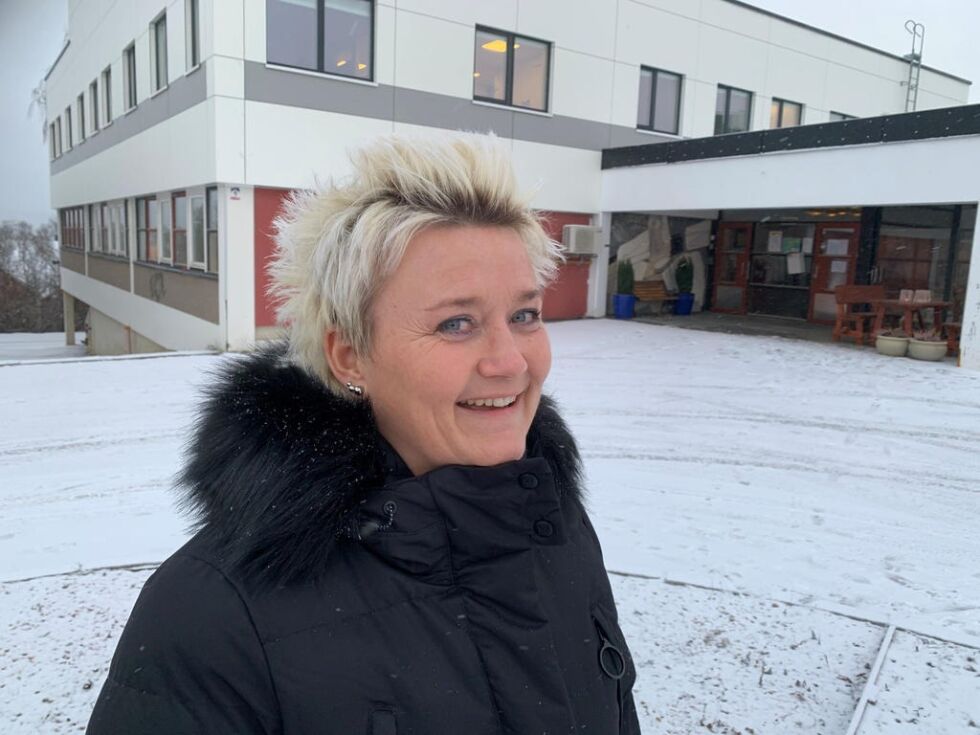 NY JOBB. Sharon Tollånes Karlsen har startet i jobben som enhetsleder for pleie/omsorg i Fauske kommune.
 Foto: Frank Øvrewall