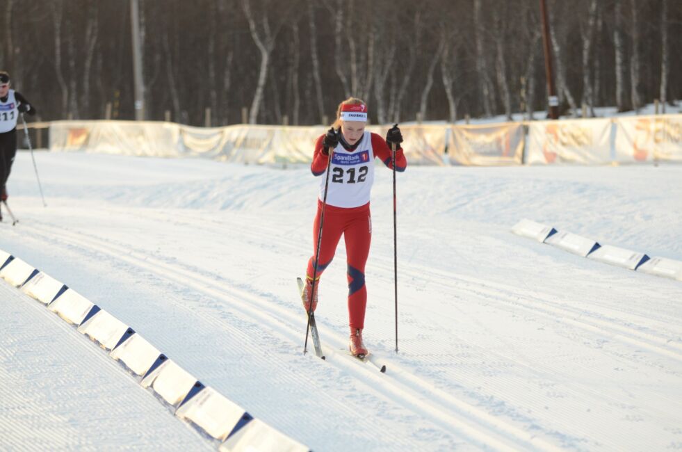 Hennie Barstrand er en av ti unge løpere fra Fauske som reiser til Bardufoss og NNM på ski.
 Foto: Espen Johansen