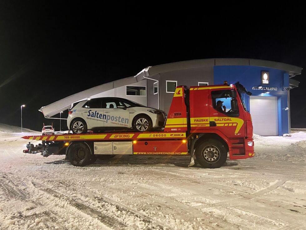 BOMTUR. Gode råd ble dyre da to journalister fra Saltenposten kjørte EL-bil med hadde rusk i maskineriet over riksgrensen.
 Foto: Lise Ailin Rosvoll Berntzen