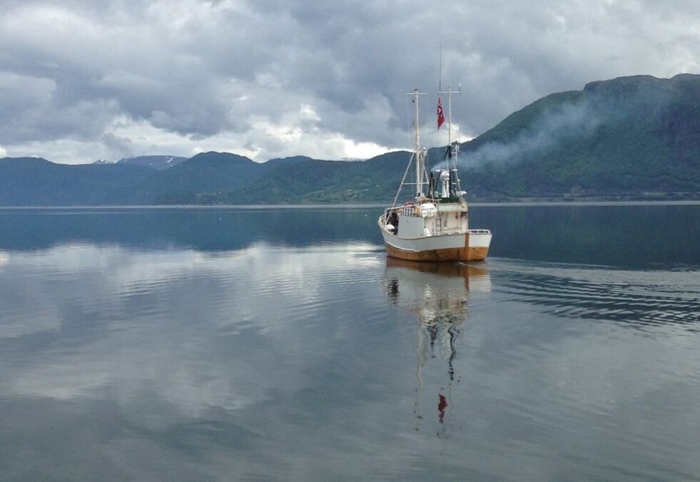 FISKETUR. En fisketur med trebåten «Olav Vik» er bare en av mange mulige aktiviteter du kan melde deg på i årets ferieklubb i Saltdal. Foto: Camilla Olsen