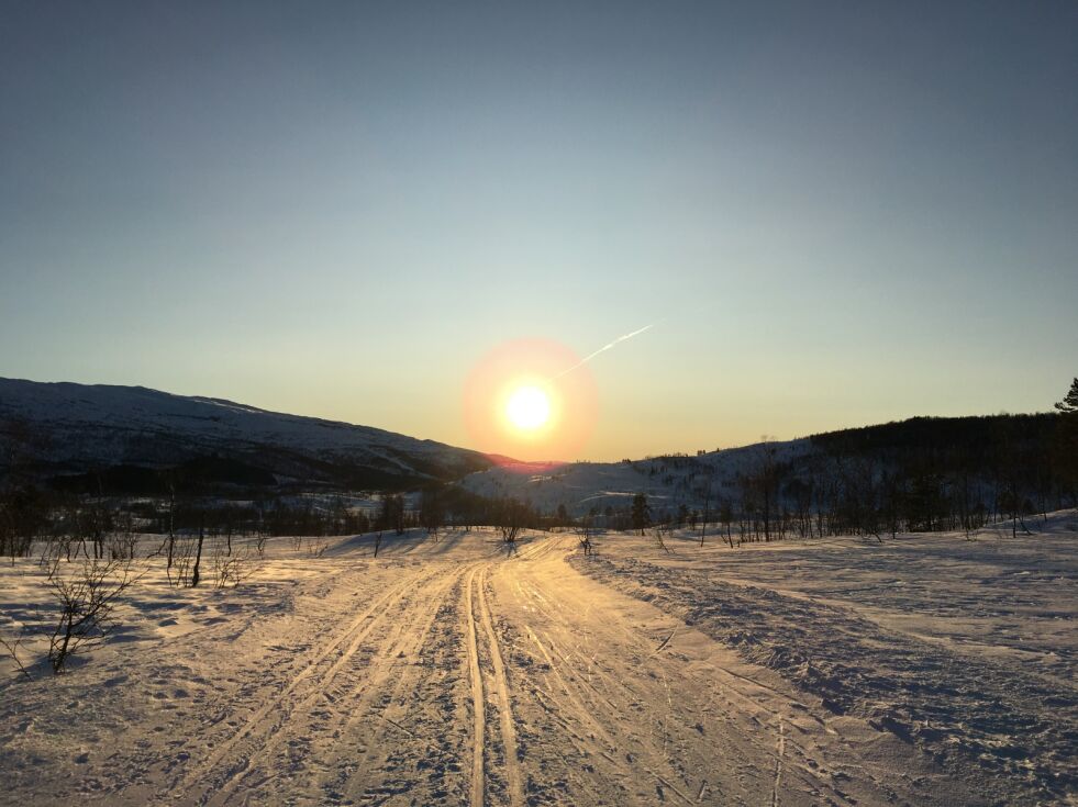 I helgen var det mange som benyttet sjansen til å komme seg ut på ski, blant annet her i Fridal i Øvre Valnesfjord.
 Foto: Eva S. Winther