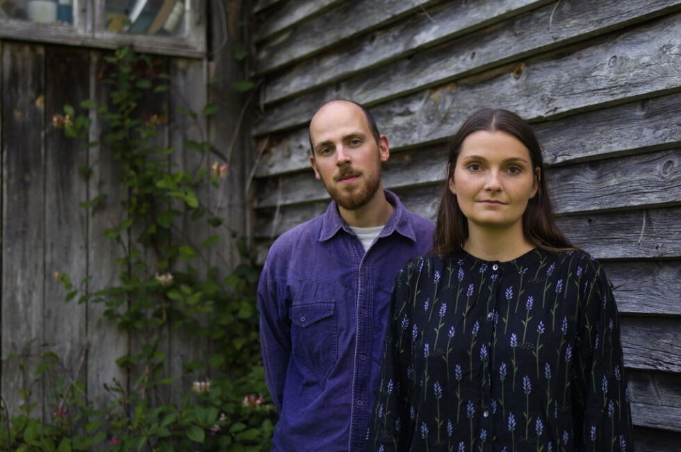 GAMLE TONER. Mats-Henrik Nygren Syversen og Anne Daugstad Wik fremfører musikk ingen har hørt på snart 80 år.
 Foto: Vemund Styve