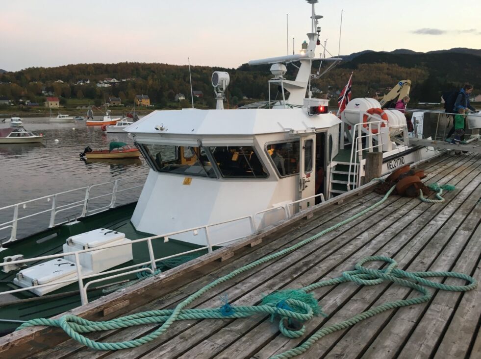 MISTER TILBUD. Fylkestinget har vedtatt at hurtigbåtrutene i Beiarn og Sørfold skal legges ned. Her er hurtigbåten Meløytind ved kaia i Røsvik. Foto: Eva S. Winther