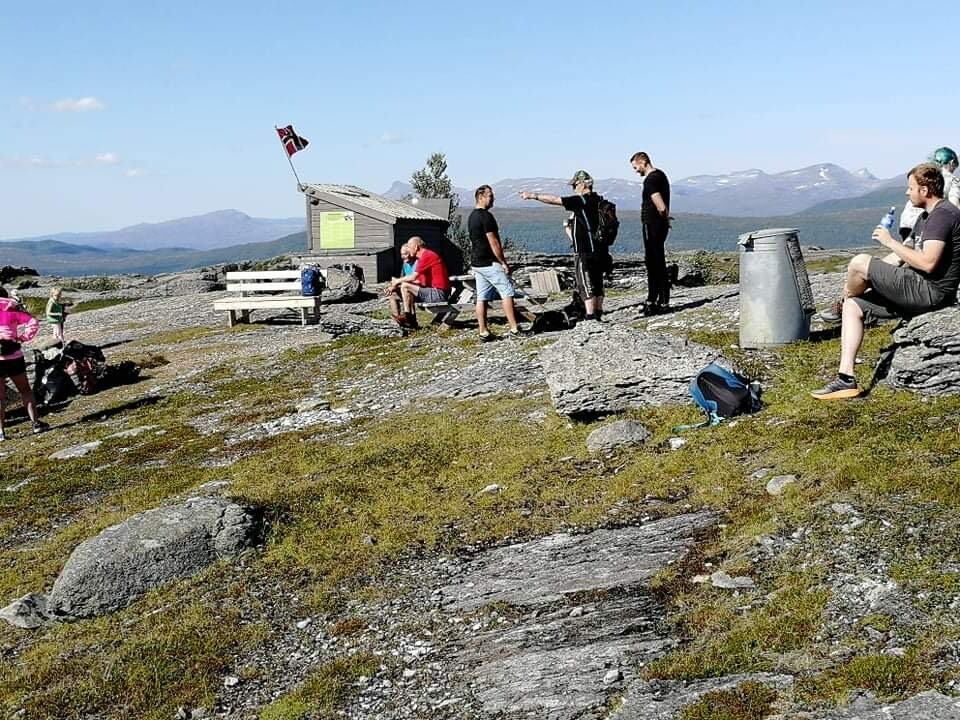 FÅR STØTTE. Finneid IL står bak Vardemarsjen som arrangeres hvert år og går opp på Finneidfjellet.
 Foto: Arild Jensen