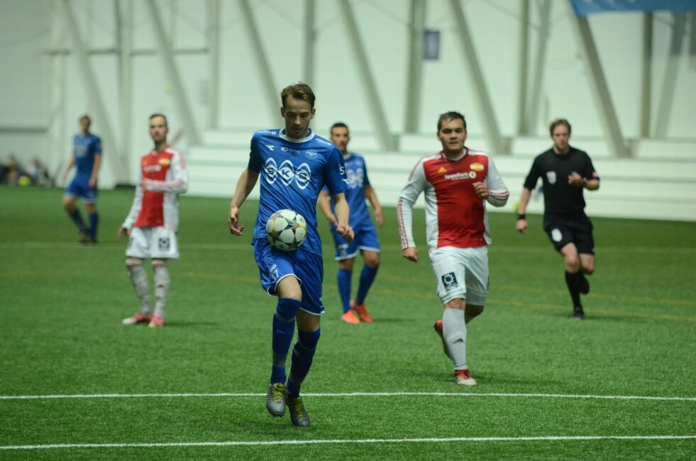 Petter Setså scoret fire da Sprint vant 12-5 mot Hemnes torsdag.
 Foto: Espen Johansen