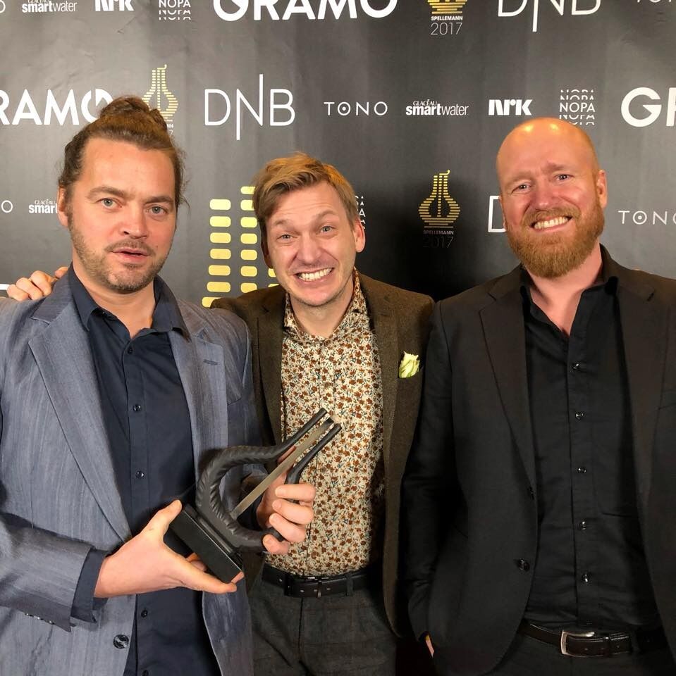 Fra venstre Erlend Smalås, Rasmus Rohde og Kriss Stemland i "Rasmus og verdens beste band", som vant Spellemannsprisen for beste barnemusikk for 2017.