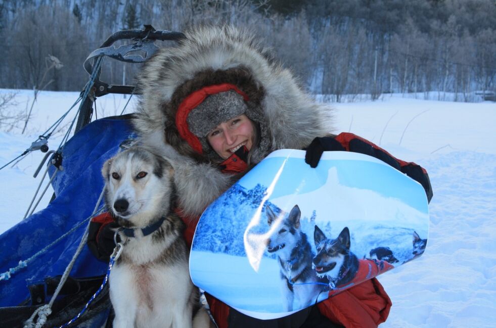 VINNEREN. Trine Soleng Nedregård vant Saltenblikk-konkurransen for januar med et bilde fra en iskald tur med hundene. Foto: Gaute Nordberg