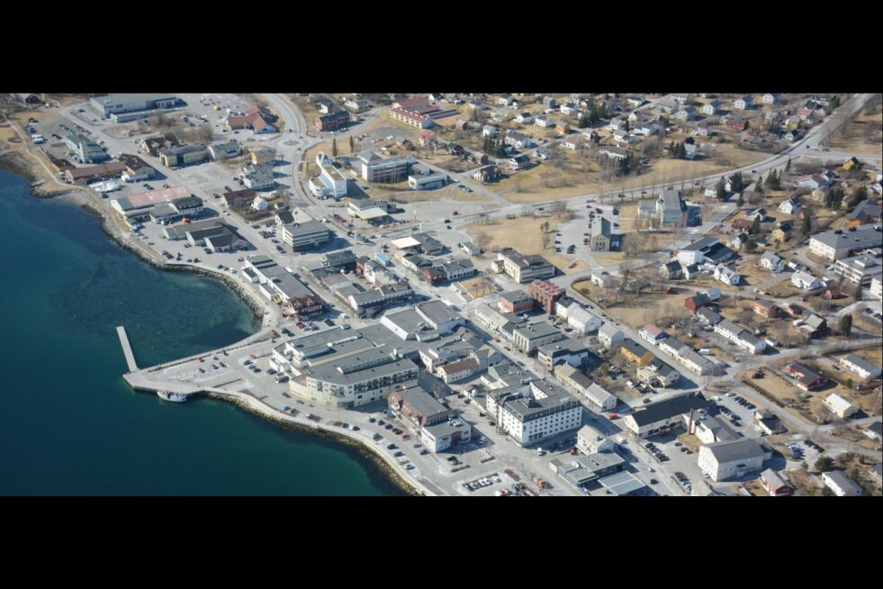 Flyfoto av Fauske sentrum.
