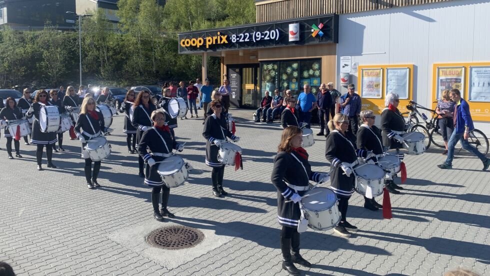 Fauske paradekorps både startet og avsluttet rundturen i Sulis ved Coop Prix.
 Foto: Espen Johansen