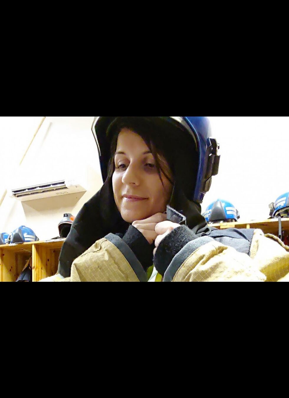 Å bli brannkonstabel var et stort mål for Linda Grovassbakk (33) fra Sørfold.
 Foto: Bilder utlånt av Linda Grovassbakk