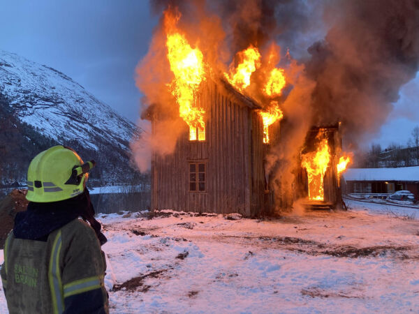 Da det gamle huset skulle rives, ble det del av en øvelse