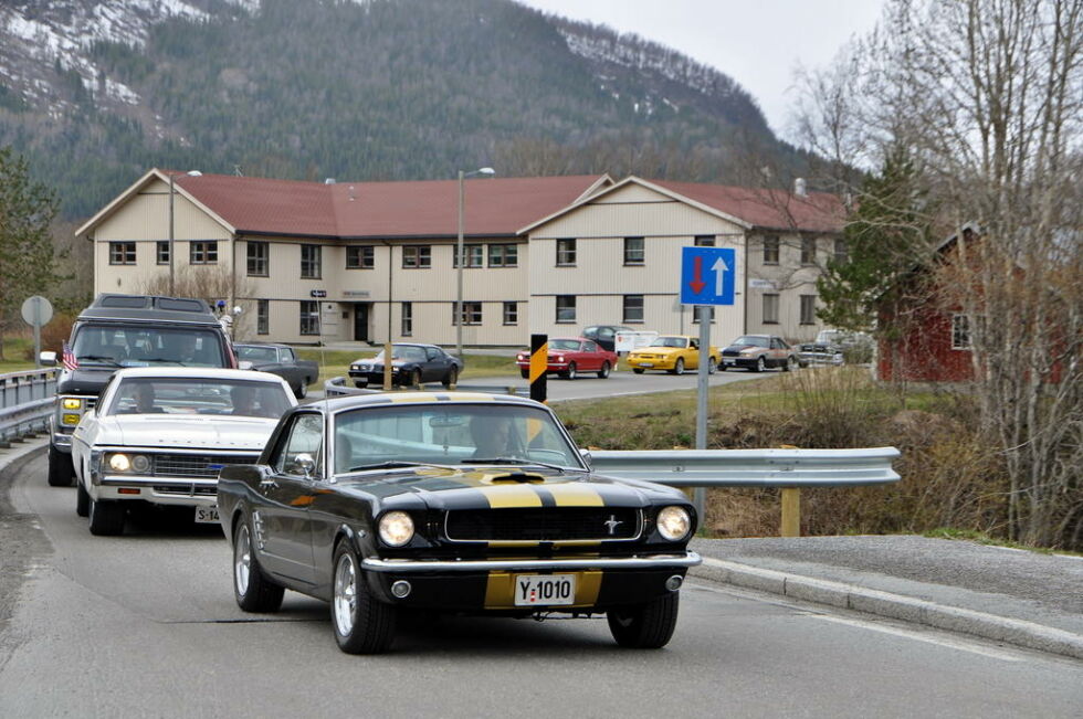 AmCar bilene gjør sitt inntog i Misvær.
 Foto: Lars Olav Handeland