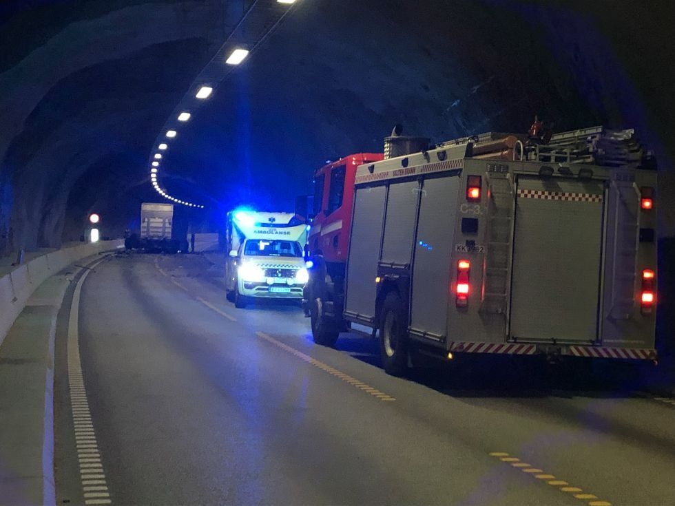 Ulykken i Saksenviktunnelen torsdag morgen fikk et tragisk utfall.
 Foto: Helge Simonsen