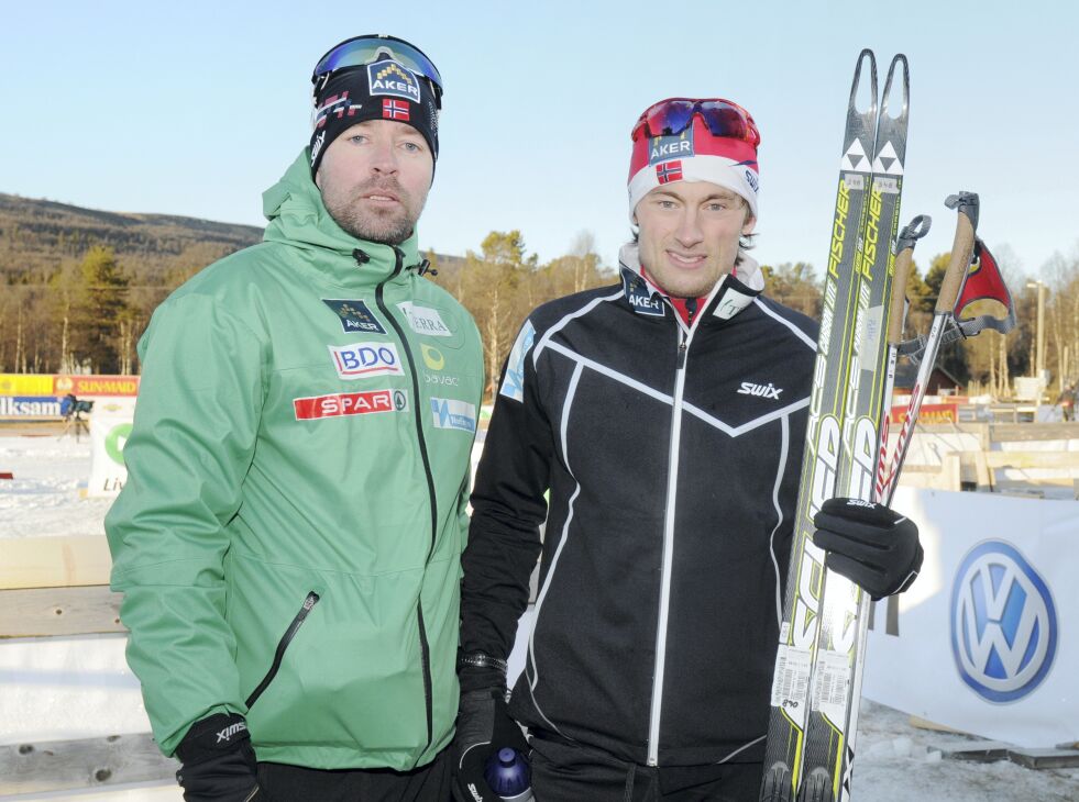 Petter Northug er klar for å gå Kobberløpet i mars. Her sammen med tidligere landslagstrener Trond Nystad fra Fauske.
 Foto: Svein Halvor Moe