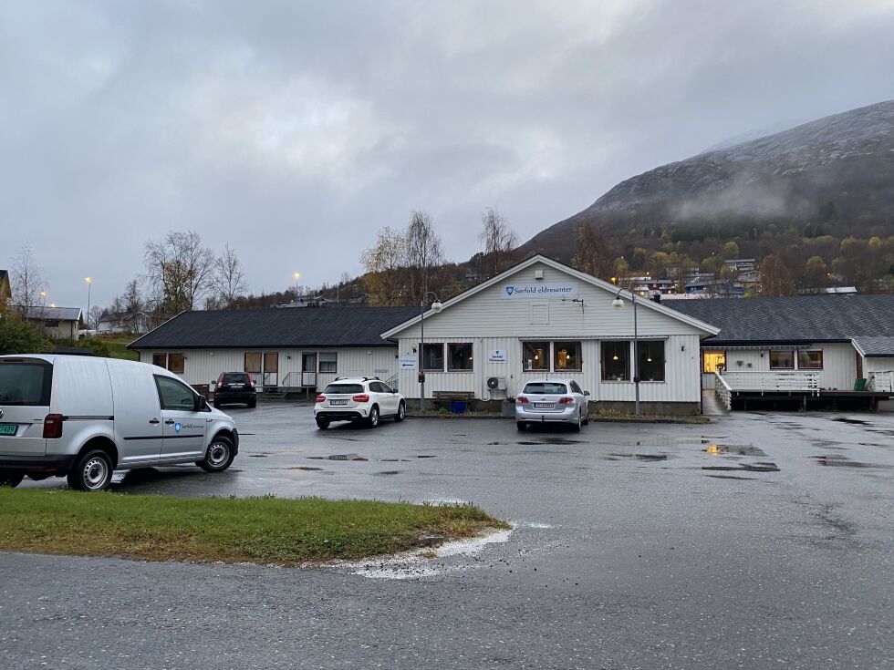 Nå er det besøksforbud på Sørfold eldresenter på Straumen (bildet) og Sørfold sykehjem i Røsvik.
 Foto: Eva S. Winther