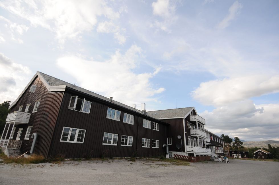 Det ærverdige hotellet ved Lønsdal skal nå selges.
 Foto: Arkiv
