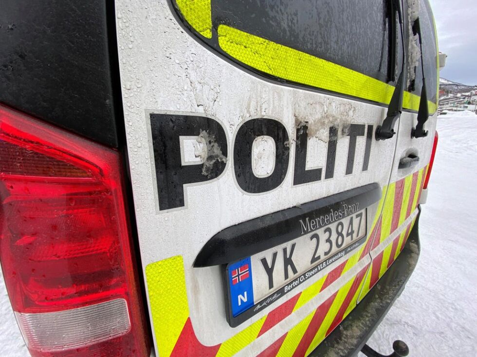 Politiet fant ti ungdommer samlet på Rognan natt til første påskedag.
 Foto: Helge Simonsen