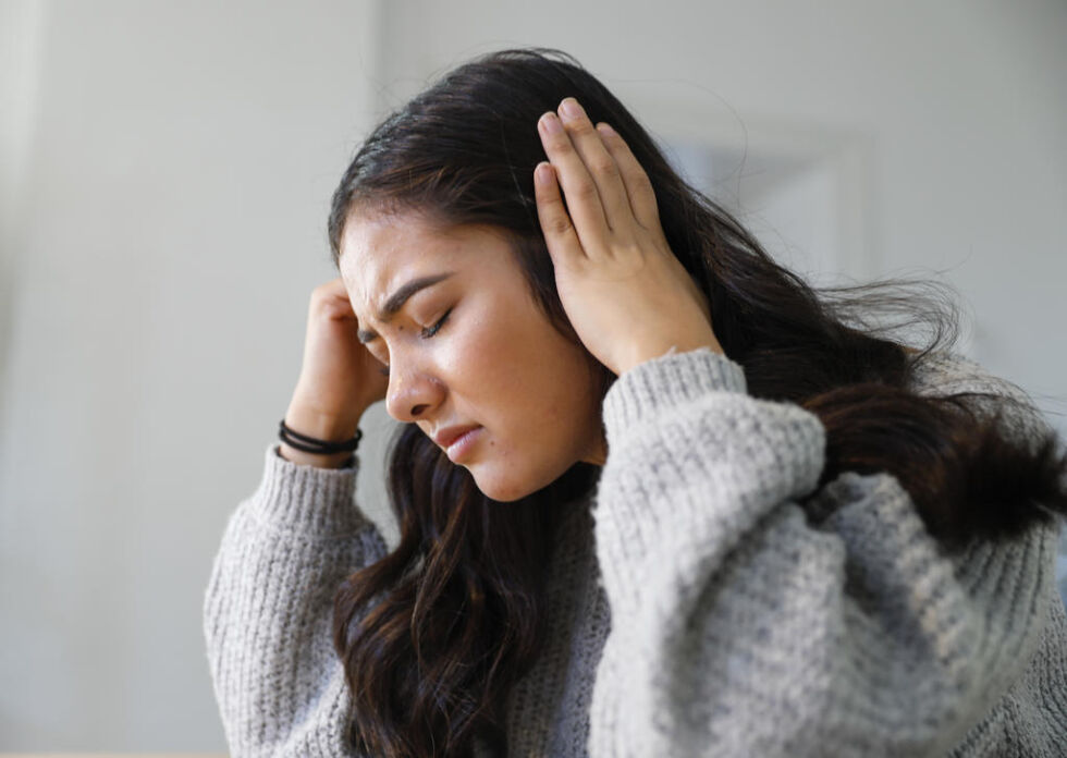HODEPINE. Halvparten av kvinnene mellom 16 og 24 år sier de har plager med hodepine eller migrene, viser en rapport fra Statistisk sentralbyrå. Illustrasjonsfoto.
 Foto: Wilma Nora Dorthellinger Nygaard / NTB