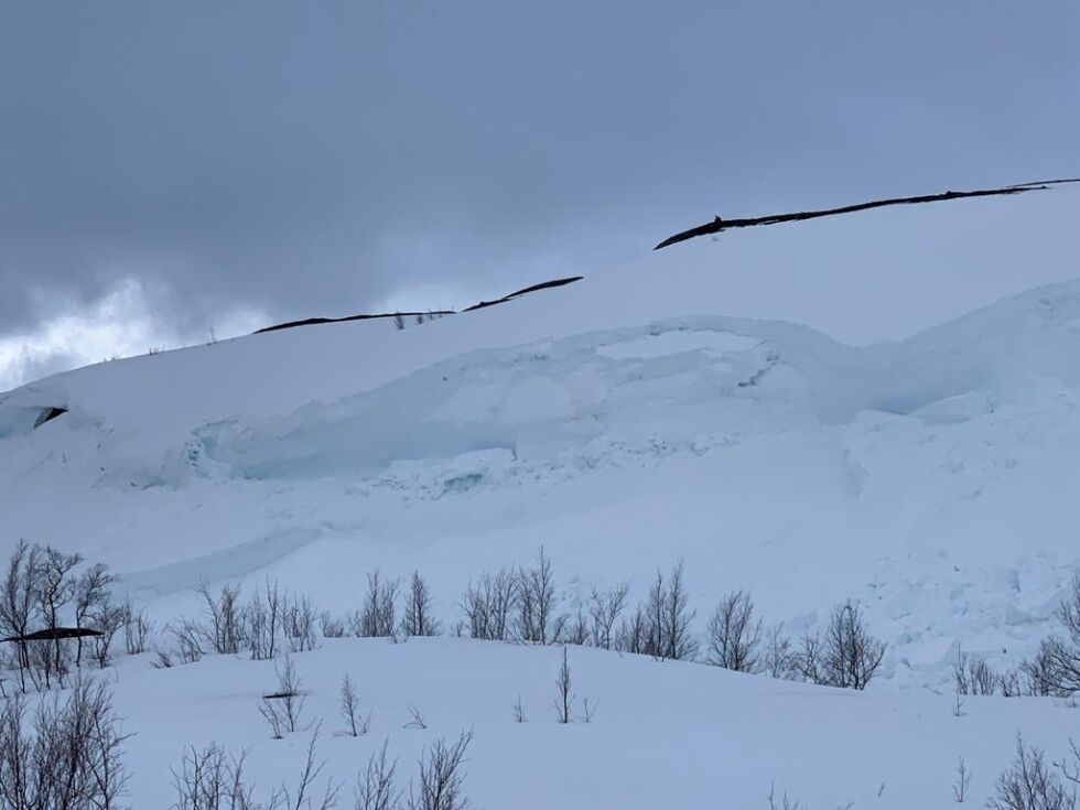 her er et bilde fra Annaskavlen i Sulis på slutten av vinteren 2020 der deler av skavlen rast ned.
 Foto: Monica Jørgensen Langnes