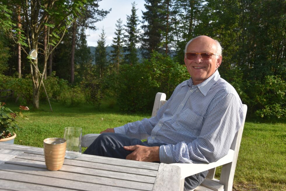 SPALTISTEN. Olav Eldøen er født i Oslo i 1948 og flyttet til Rognan i 1975. Han er gift, har tre døtre og fire barnebarn. Han har sluttet som barnepsykiater ved Bup Indre Salten, og er nå pensjonist og student.
 Foto: Sylvia Bredal