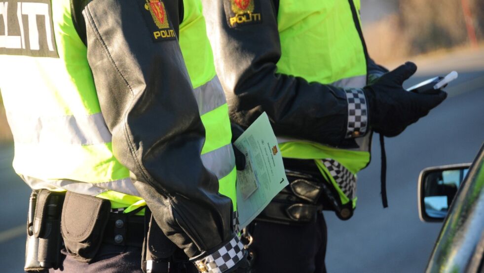 Politiet utfører promillekontroll på Rognan fredag morgen. Arkivfoto: Frida Kalbakk