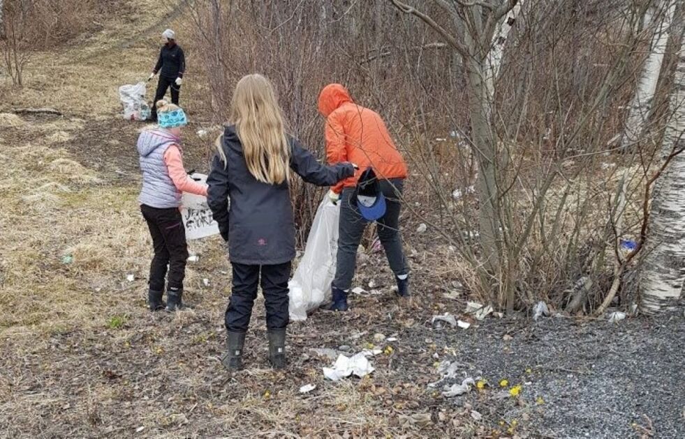 FELLES RYDDING. Fauske kommune vil ha deg med på å plukke søppel i mai. Foto: Irene Andreassen