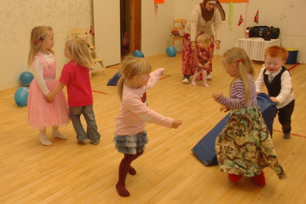 SLIPPER FELLESFERIE. Barna i Vestmyra barnehage slipper å ta fellesferie neste sommer. Alle foto: Eva S. Winther
