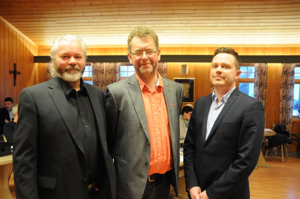 FORNØYD TREKLØVER. Ronny Sortland (Frp), Sverre Breivik (Saltdalslista) og Steinar Maarnes (H).
 Foto: Maria E. Trondsen