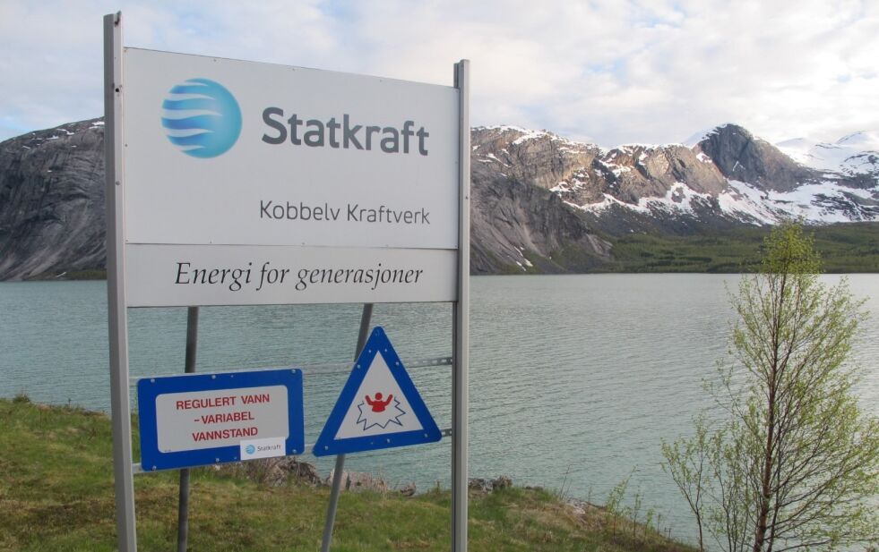 VIL IKKE UTVIDE. Statnett vil ikke bygge ut trafo-kapasiteten i distriktet. Dermed kan ikke bedrifter utnytte vannkraften som produseres i fylket. Overskuddet av vannkraft i Nordland forsvinner ut av Salten.