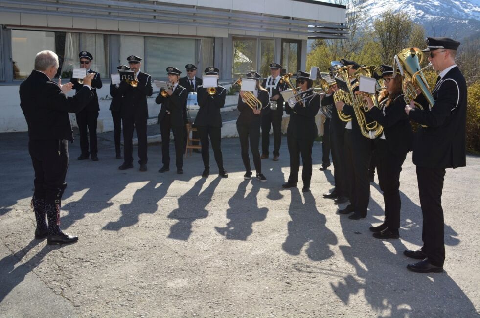 TRAVEL DAG. Hornmusikkforeningen «Tempo» i Beiarn har et tett program på 17. mai. Alle foto: Ole Kristian Andreassen