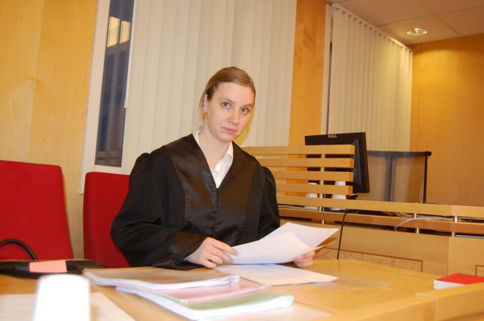 I FENGSEL. Aktor, politiadvokat Marit Olsen Heggstad, ønsker 30 dagers fengsel selv om både kona og svigersønnen helst så at 43-åringen slapp straff. Foto: Stig Bjørnar Karlsen