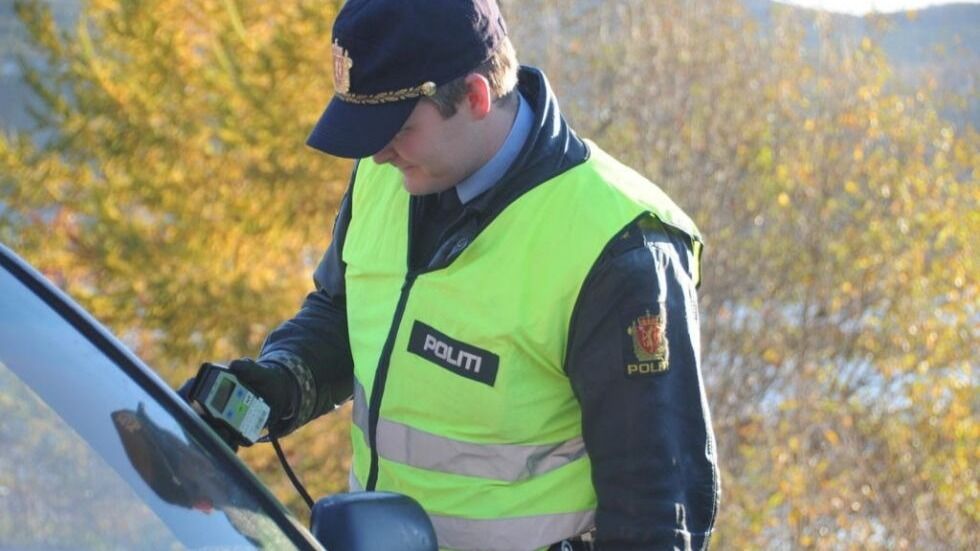 En mannlig bilfører ble mistenkt for promillekjøring i Saltdal lørdag ettermiddag.