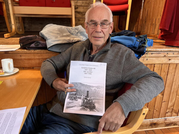 Torbjørn gir ut bøker om lokal båthistorie