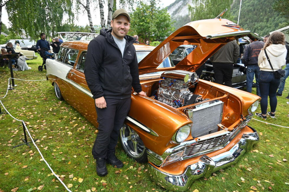 FLOTT BIL. Lasse Skår Hjemaas viste i helgen fram sin helt spesielle Chevrolet Bel Air Nomad. Alle foto: Stig Bjørnar Karlsen