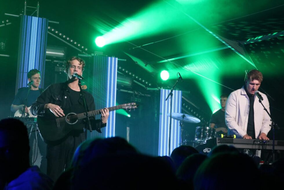 BLÅFROSTFESTIVALEN 2020. Bandet Regnvær holder to konserter under festivalen. Her fra ungdomskonserten.
 Foto: Grete Elisabeth Nomeland