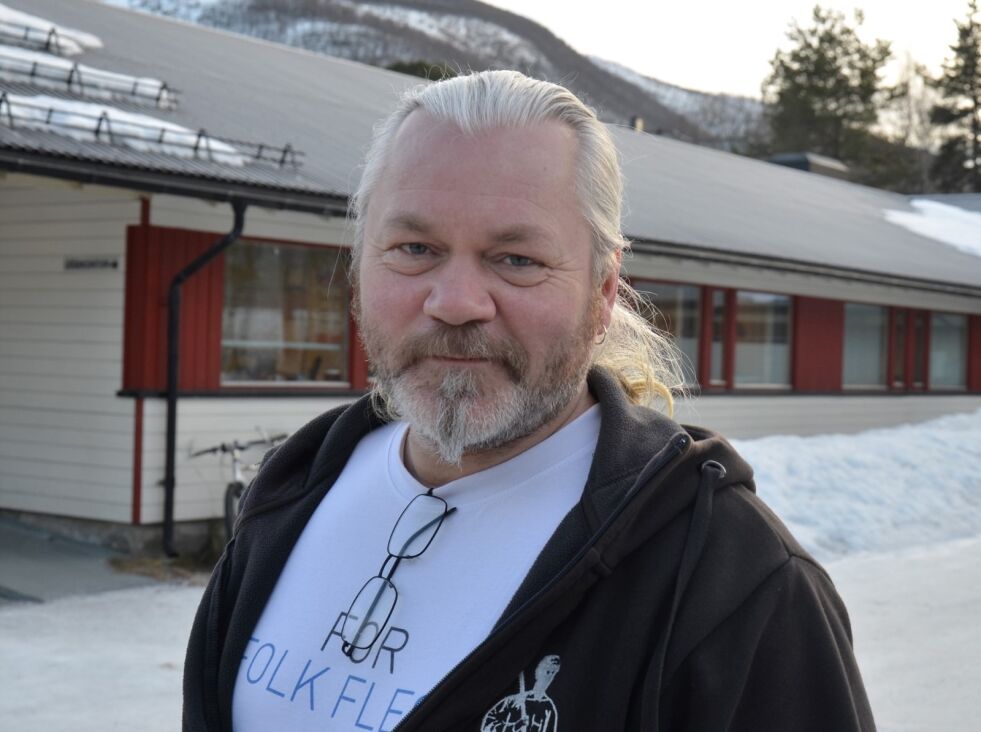 BEKYMRET. Ronny Sortland (FrP) har hatt som en av sine viktigste kampsaker å bevare legevakta i Saltdal kommune. Nå går det mot et samarbeid mot Sørfold og Fauske, noe Sortland mener er et utrygt alternativ for kommunens befolkning. Arkivfoto: Sverre Breivik