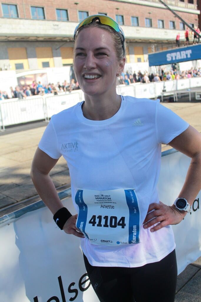 LØPER LANGT. For ett år siden fullførte Anette Hüttepohl sitt aller første helmaratonløp.
 Foto: Svein Halvor Moe