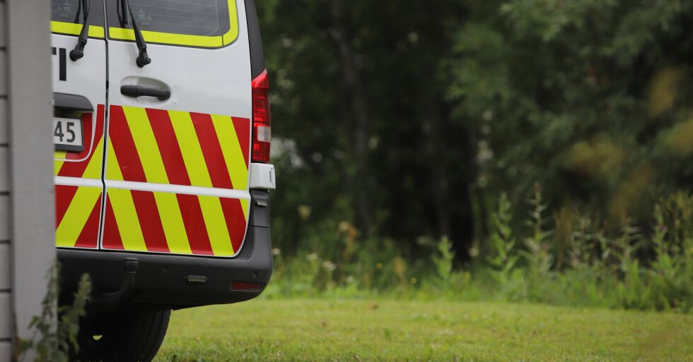 Politiet og kriminalteknikere jobbet på adressen torsdag.
 Foto: Lise Berntzen