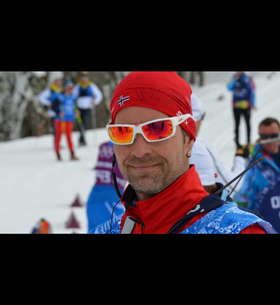 KLAR. Smøresjef Knut Nystad er klar for enda et mesterskap for Norge og er klar for alle slags vær og fører i Lahti. - Er jeg mye på tv, har det trolig ikke gått så bra, sier han om de kommende ukene.