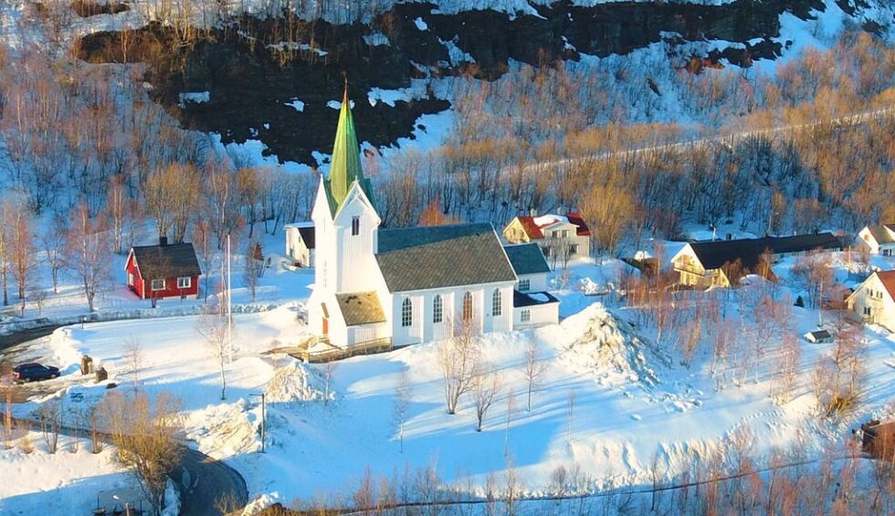 STENGT I PÅSKEN. Sulitjelma kirke, Fauske kirke og Valnesfjord kirke avlyser påskegudstjenester.
 Foto: Espen Johansen