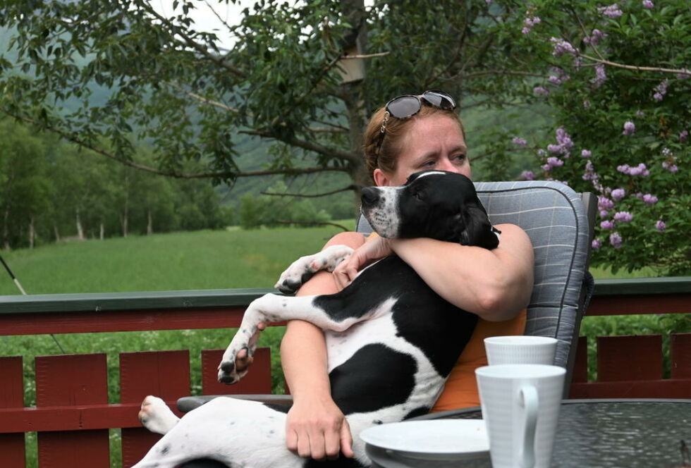 HØYT ELSKET. Raptor er et høyt elsket familiemedlem. Her sammen med eier Toril Aunan.