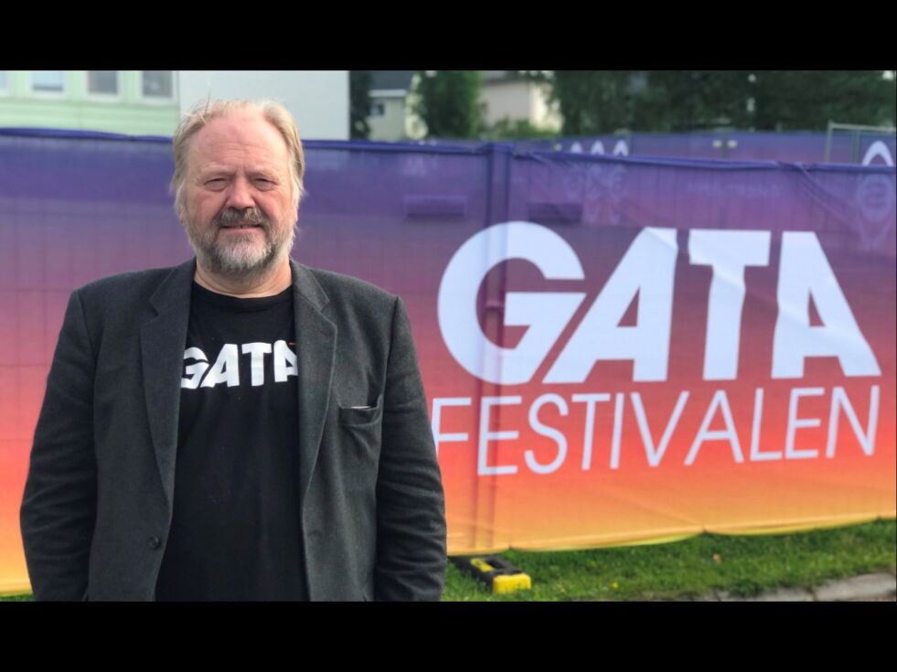 GLEDER SEG. Kultursjef Ketil Hugaas er spent på hva Gatafestivalen vil bli til på sikt, og gleder seg til å oppleve den denne helgen. Foto: Espen Johansen