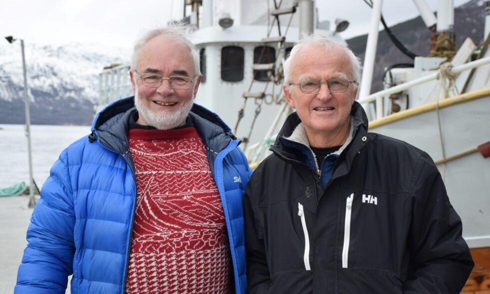 VETERANER. Per Reffhaug (t.v.) og Ivar Heide er som veteraner å regne i Salten veteranbåtlag. 72- og 80-åringen er de eneste som er igjen av de som var med og stiftet laget. Foto: Eva S. Winther