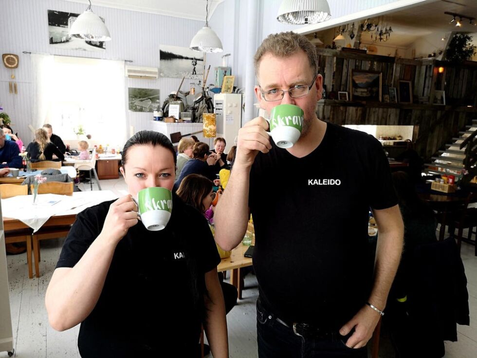 NYTT. Linn Jeanette Meyer og Sverre Breivik på Kaleido gleder seg over at kafeen åpner igjen onsdag 27. mai. Bildet er tatt i en annen anledning.
 Foto: Tarjei Abelsen