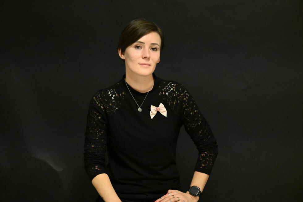 ROSA KAMP. Lill-Monica Pedersen fra Fauske fikk påvist Trippel-negativ brystkreft. Hun deler sin historie i håp om at det kan bidra til at andre tar forandringer i kroppen på alvor. Alle foto: Lise Ailin Rosvoll Berntzen