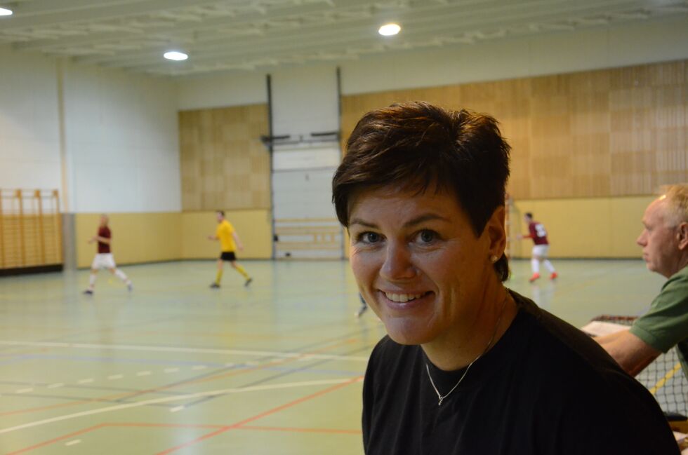 Lise Nilsen var leder i SK Wings. Nå tømmer den nedlagte klubben i Saltdal kontoen sin til glede for andre i bygda.