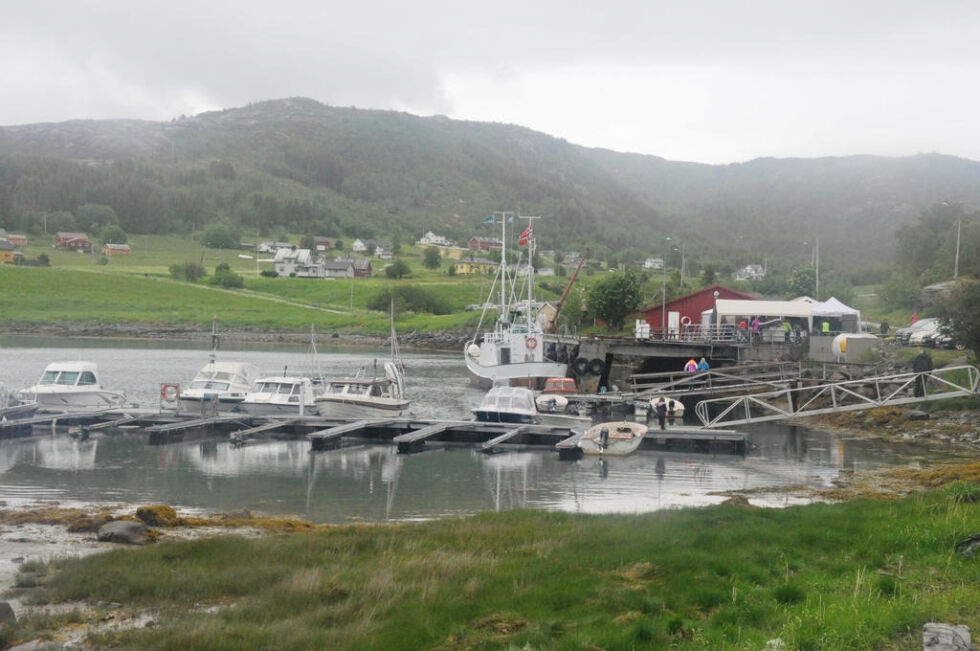 FOR DÅRLIG. Kaianlegget i Strøksnes havn trenger å forsterkes slik at det kan tåle tyngre last.
 Foto: Sylvia Bredal