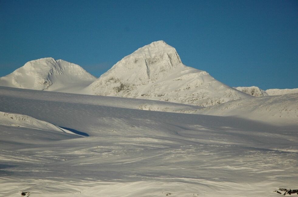 TURMÅL. Suliskongen er Nord-norges nest høyeste fjell, og fellesturen dit blir fort fullbooket.